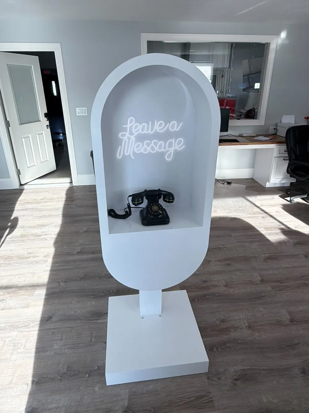 The full audio guestbook arch stand, freestanding on its base