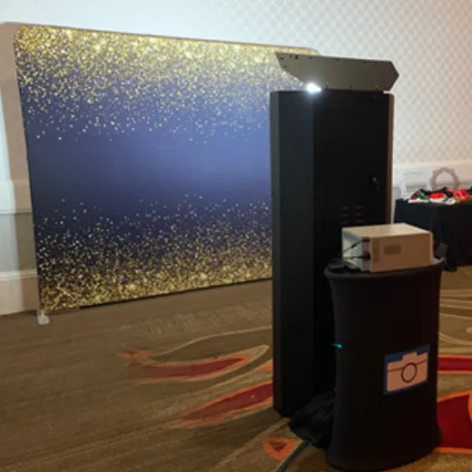 Mirror Booth gallery photo 1