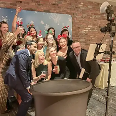 Large group in the HD Tripod Pro booth