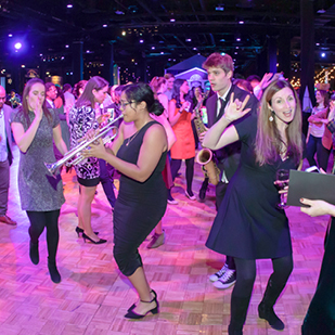 Roaming Photographer Captures Dance Floor Candids