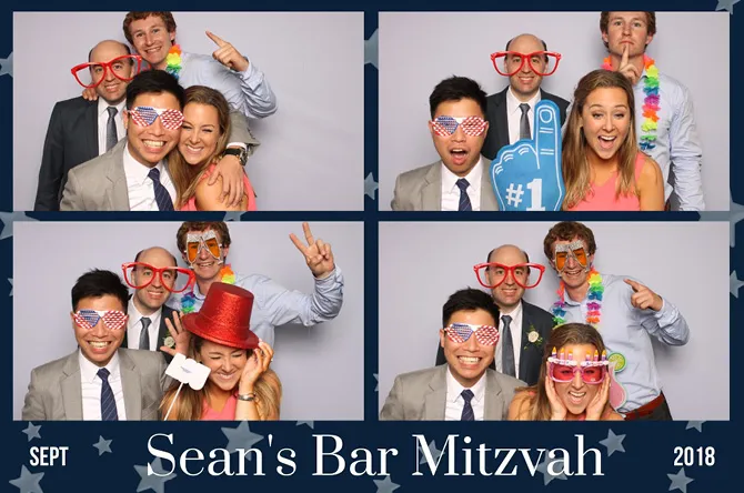 Grid 4 Bottom photo booth print layout sample