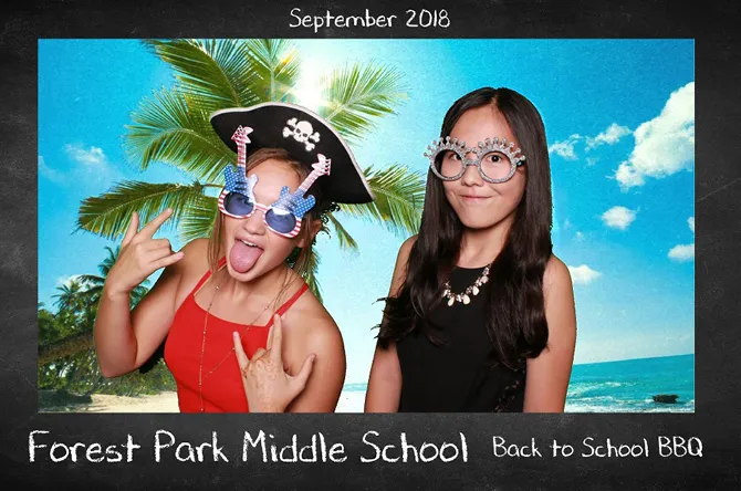 Single — Framed photo booth print layout sample