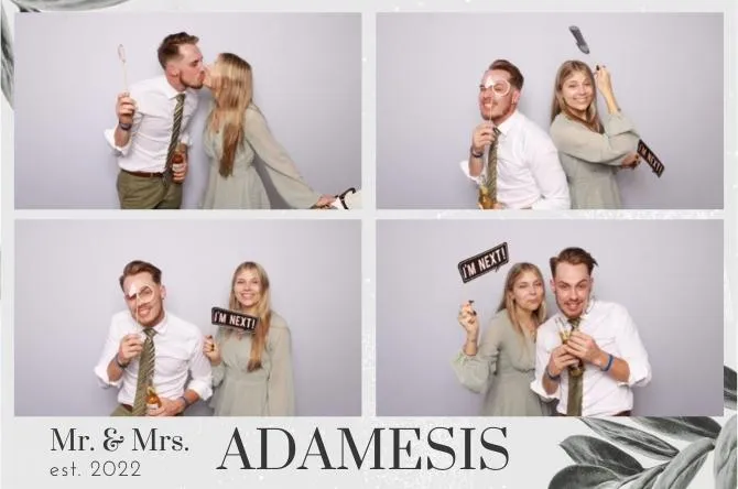 Grid 4 Bottom photo booth print layout sample