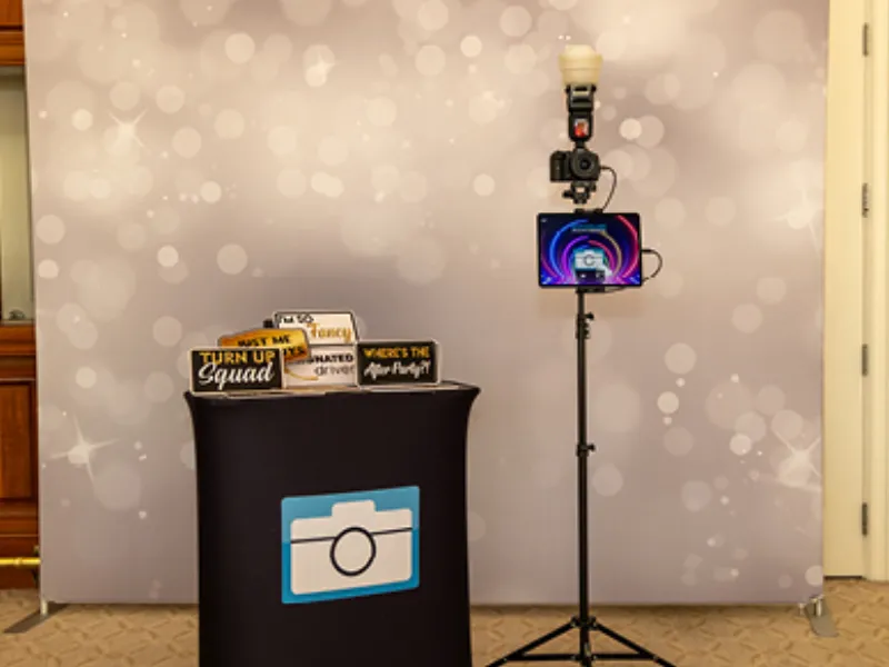 HD Tripod Pro booth gallery print output samples